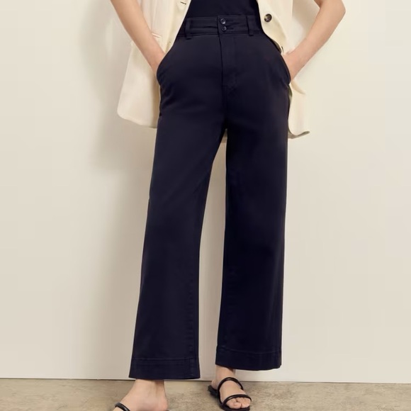 Everlane The Organic Cotton Wide Leg Pant in Black - Picture 3 of 8